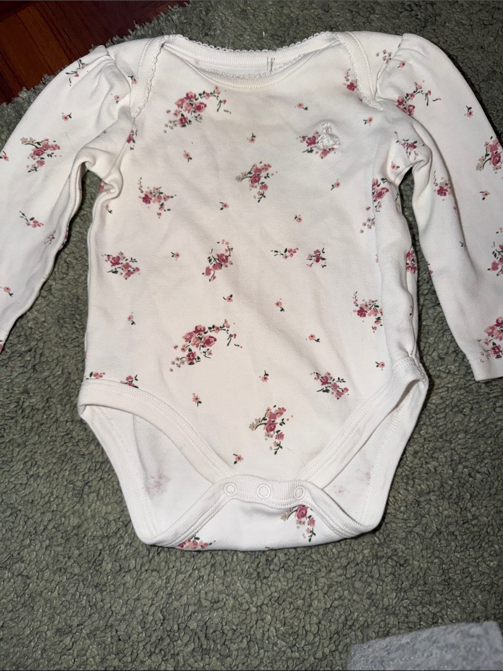 Gap White Floral Long-Sleeve Baby One-Piece Bodysuit